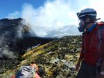Understanding the SO2 Degassing Budget of Mt Etna's Paroxysms: First Clues From the December 2015 Sequence